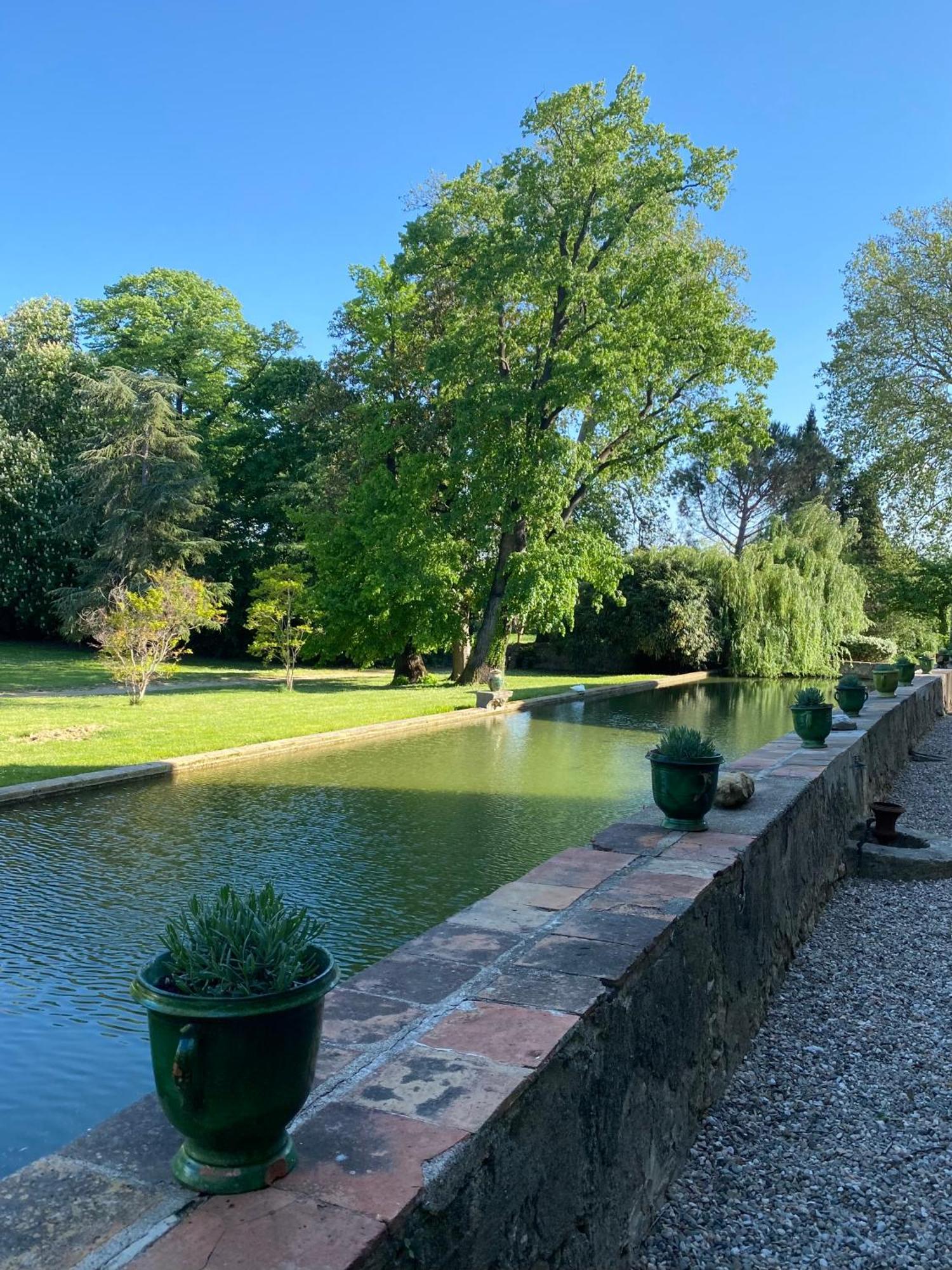 Gîte Superbe L'Ecurie XIXème Sallèles-dʼAude Extérieur photo